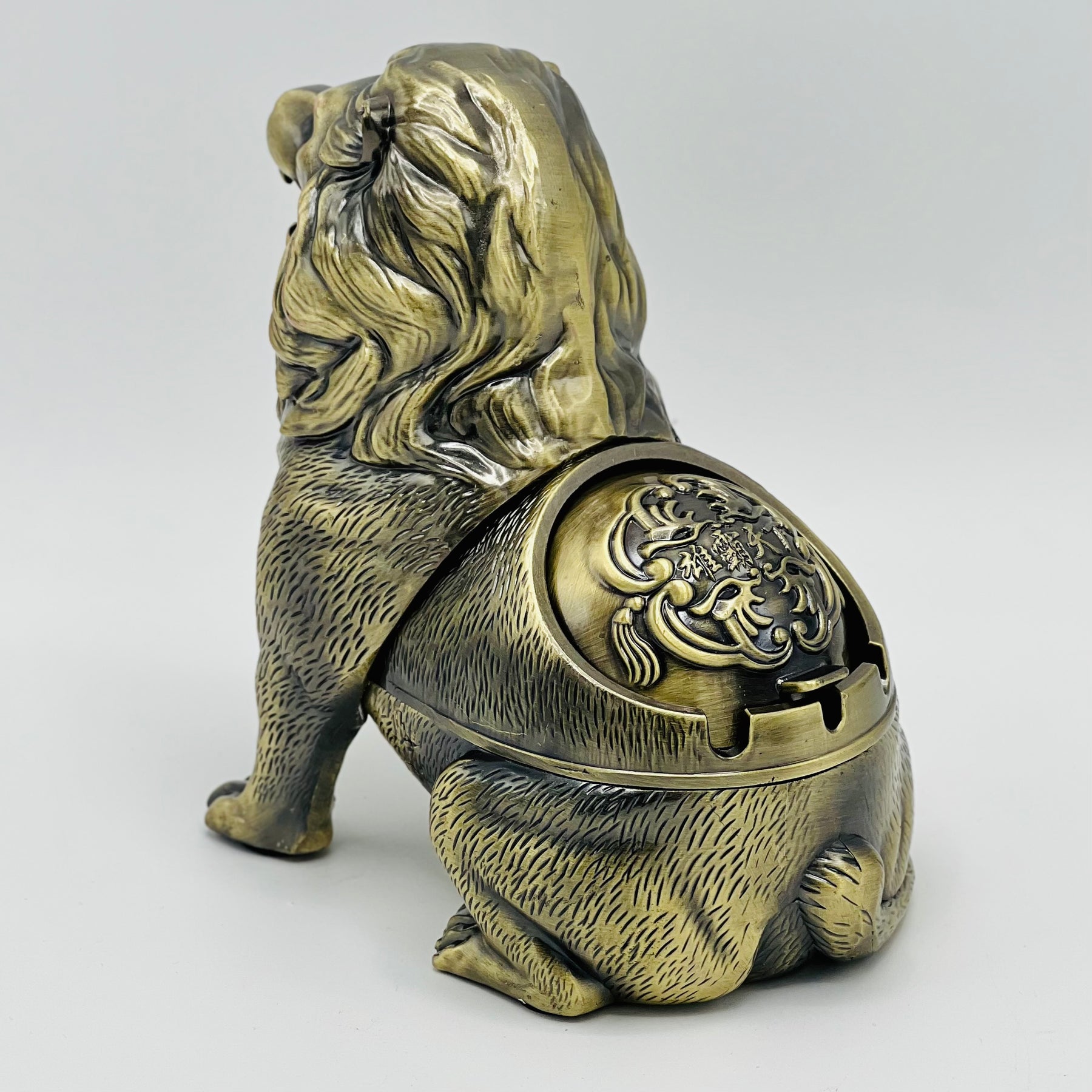 Idol Of Brass King Lion Ash Tray