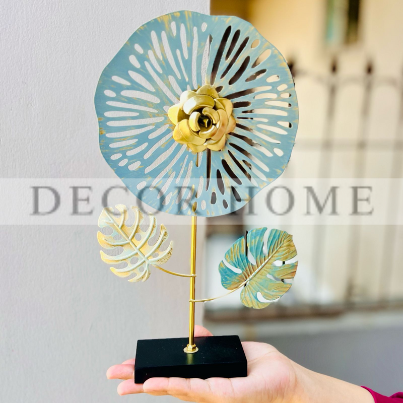 Round Cut Metal Floral Table Decor