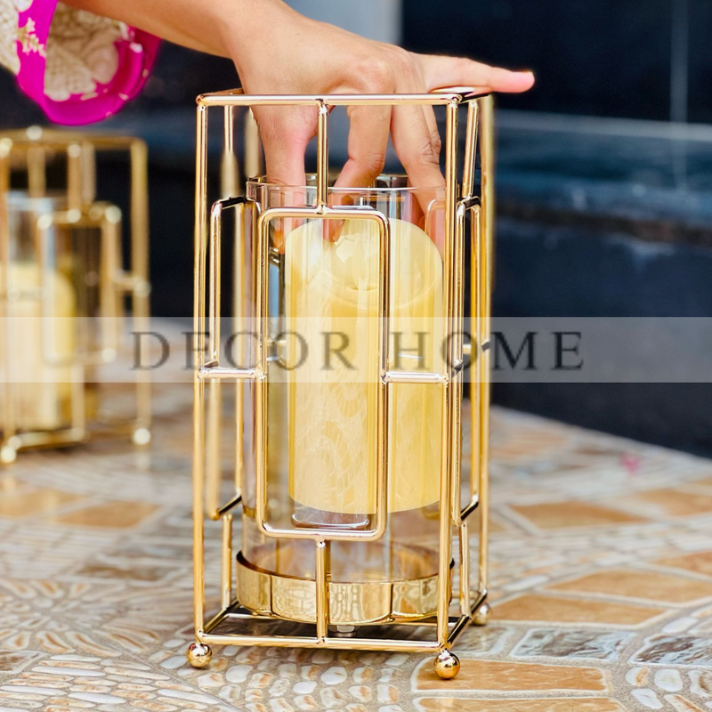 Imported Hurricane Lantern Candle Stand( Set Of 3)