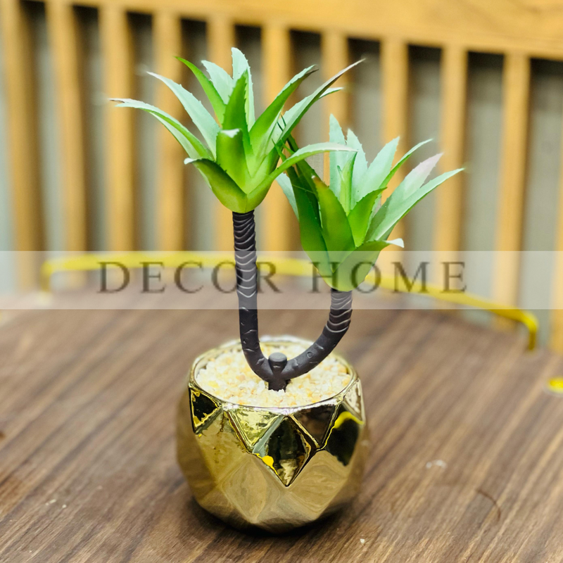 Artificial Plant ē Block Textured Gold Pot