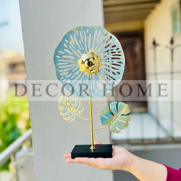 Round Cut Metal Floral Table Decor