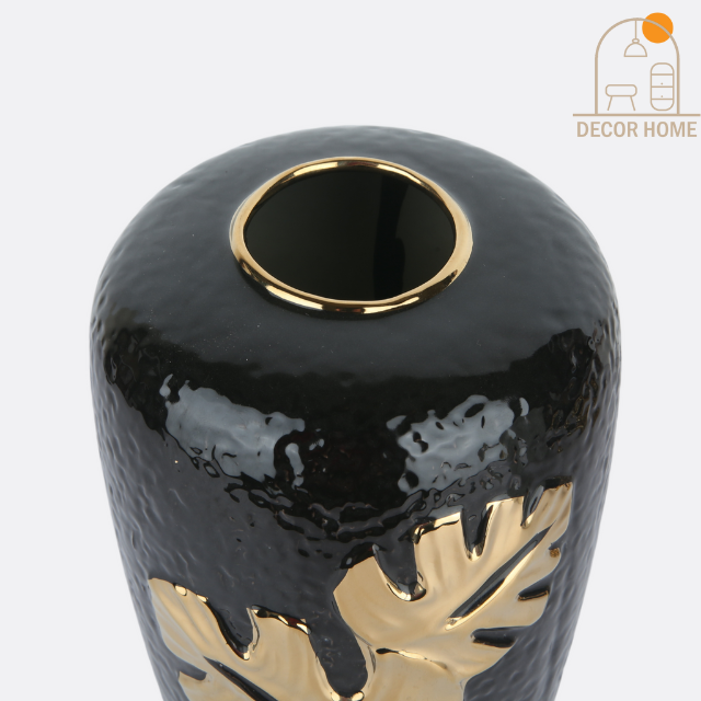 Black Leaflet Vase