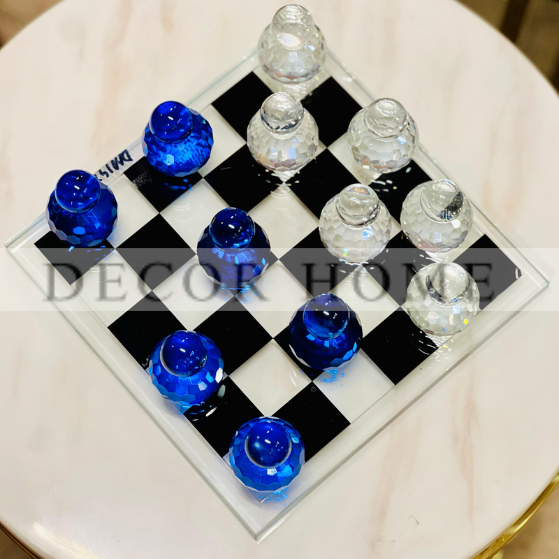 Triumph Crystal Chess Glass Bame Board