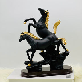 Classic Matte Horse Statue