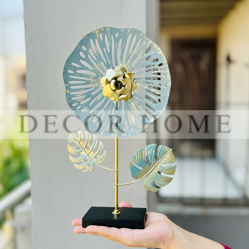 Round Cut Metal Floral Table Decor