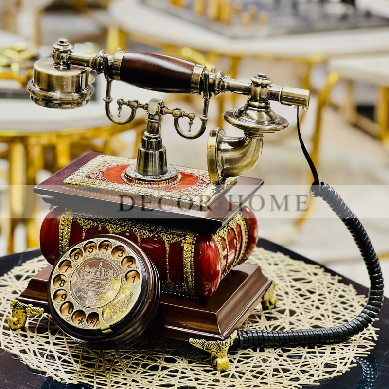 Retro Rotatory Dial with Radial Royal Telephone Decor