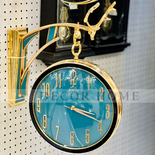 Luxury Deer Head Round Wall Hanging Double Sided Retro Station Wall Clock