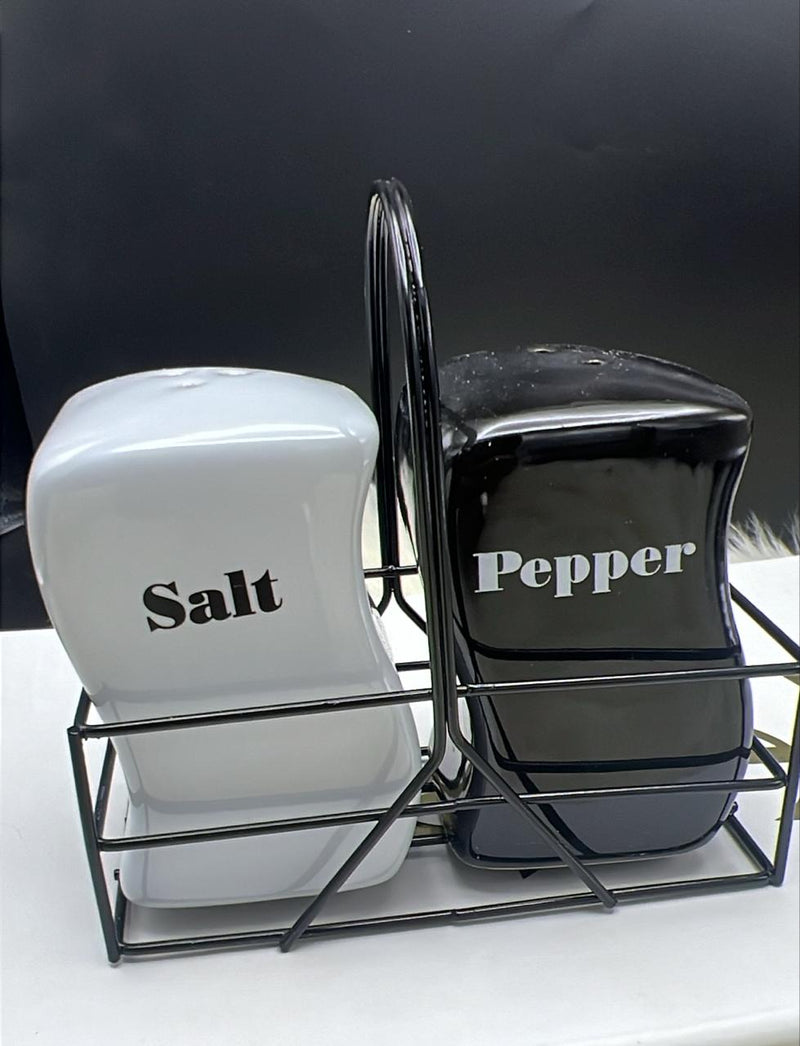 Salt And Pepper Spice Jars(Set Of 2)