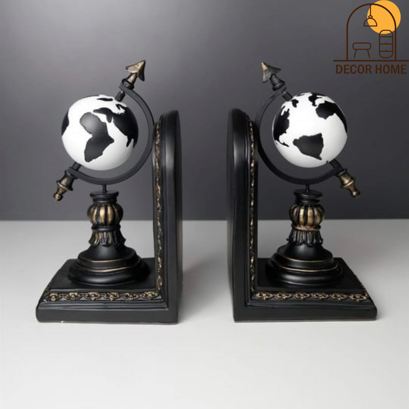 Traditional Check Design Globe Bookend