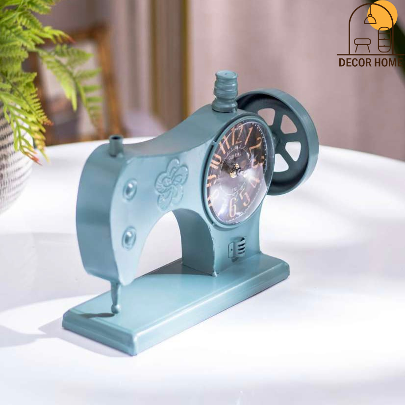 Retro Metal Sewing Machine Table Clock