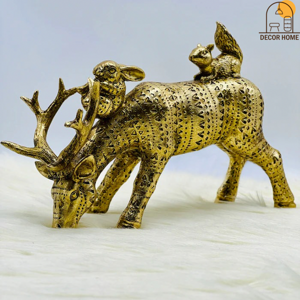 Elegant Jungle Deer  Sculpture