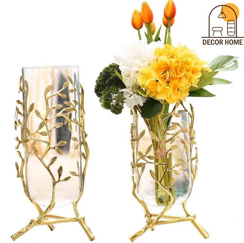 Light luxury glass vase 
Price (Set Of 2)