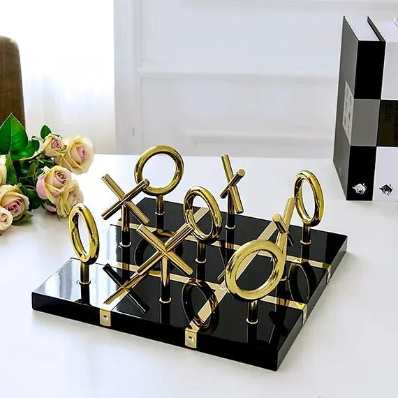 Noughts & Crosses Decor Set