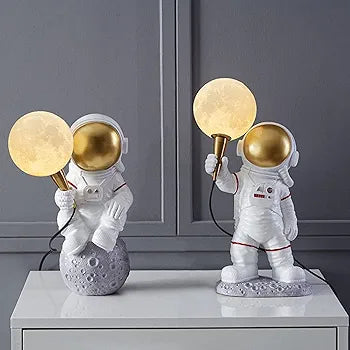 Astronaut Children's Room Decor Table Lamp